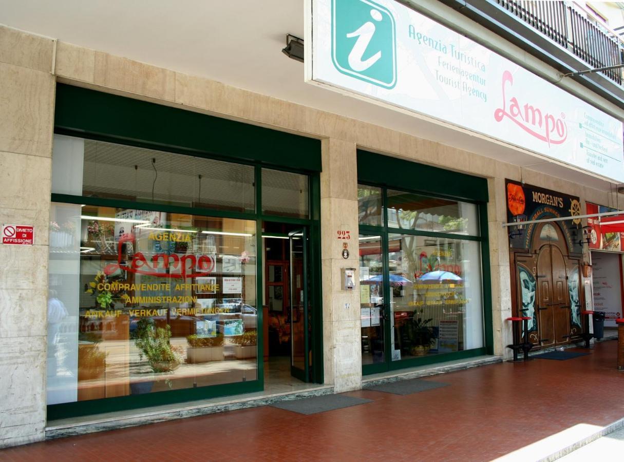 Zenith Lägenhet Lido di Jesolo Exteriör bild