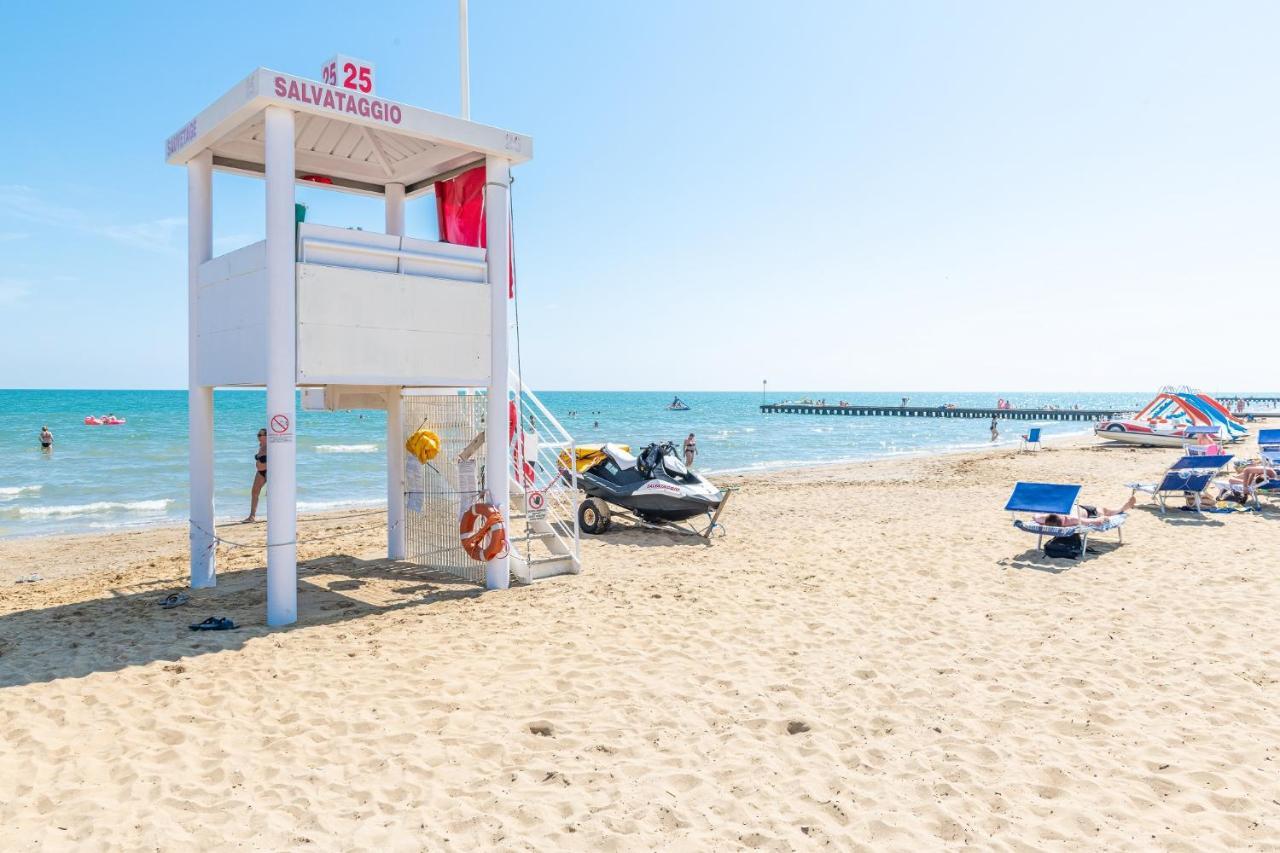 Zenith Lägenhet Lido di Jesolo Exteriör bild